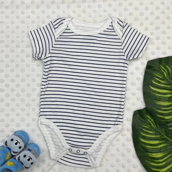 Lola Baby Rompers 6-9 - Image 9